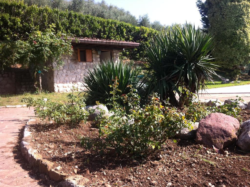 B&B Soiano Del Lago Bagian luar foto