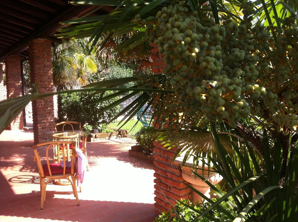 B&B Soiano Del Lago Bagian luar foto