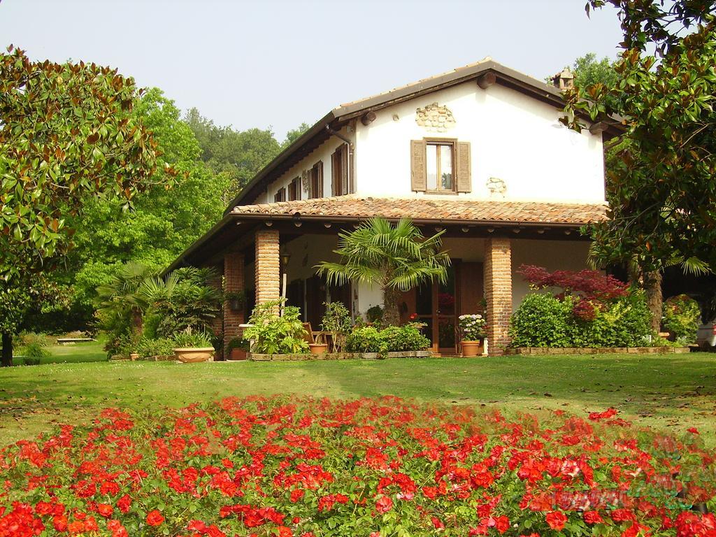 B&B Soiano Del Lago Bagian luar foto